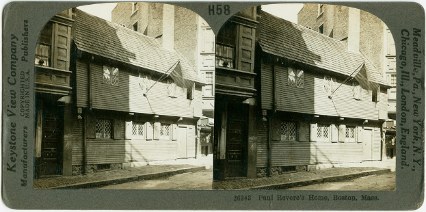 Ein Collage von Gebäuden mit Text überlagert auf dem Bild.