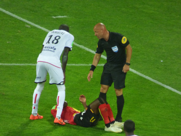 Schieb's Sané in die Schuld