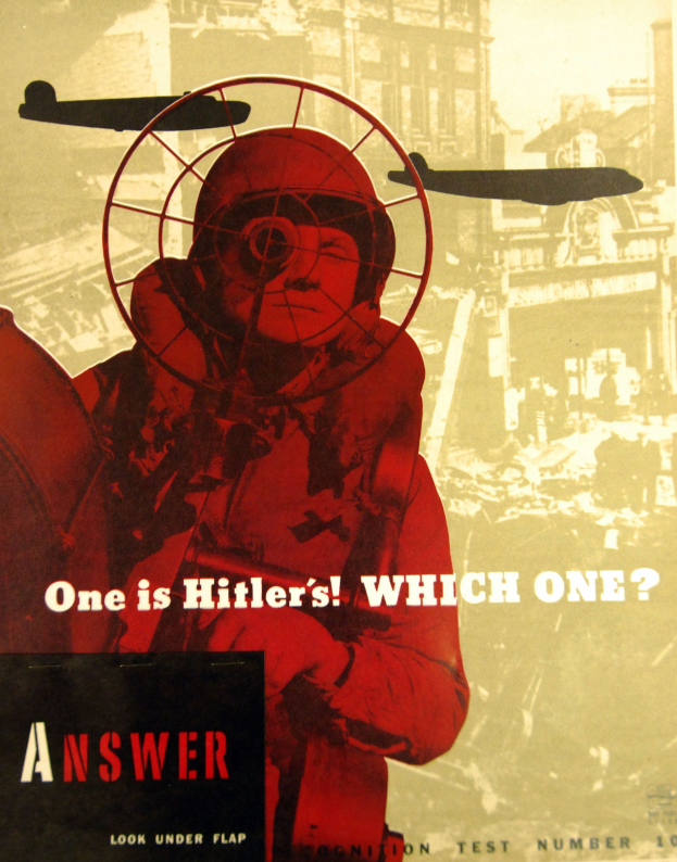 Plakat mit einer Person in der Mitte und Gebäuden im Hintergrund sowie dem Text "Einer gehört Hitler, welcher? Antwort."