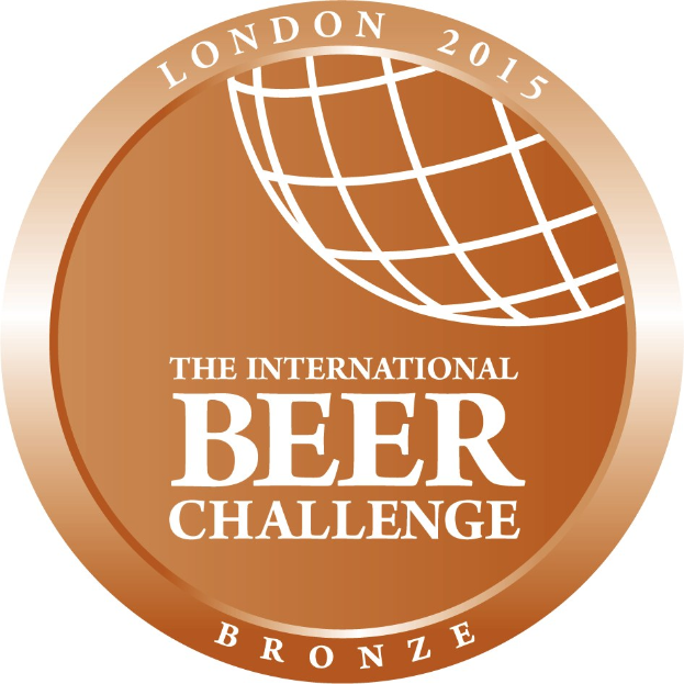 Eine Bronzemedaille mit dem Text 'International Beer Challenge' in Weiß auf einem weißen Hintergrund.